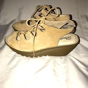 Skechers Womens Parallel